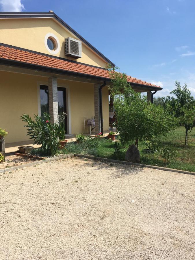 Holiday House Emc Umag Exterior foto